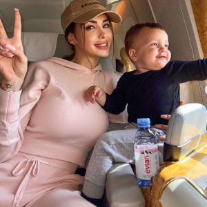Nabilla poursuivie en justice pour vol et escroquerie par son ancien manager - Instagram