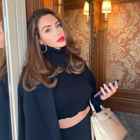 Nabilla poursuivie en justice pour vol et escroquerie par son ancien manager - Instagram