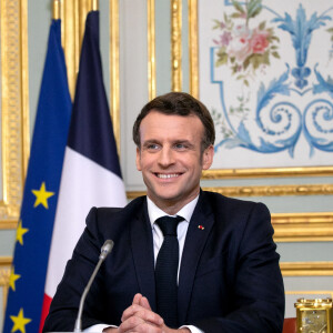 Emmanuel Macron avec les dirigeants du G7 pour discuter de la distribution mondiale de vaccins contre le coronavirus. Palais de l'Elysée à Paris. © Romain Gaillard/Pool/Bestimage