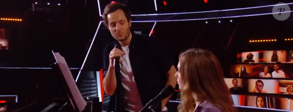 Vianney chante avec une candidate dans "The Voice 2021" - Émission du 27 février 2021, TF1