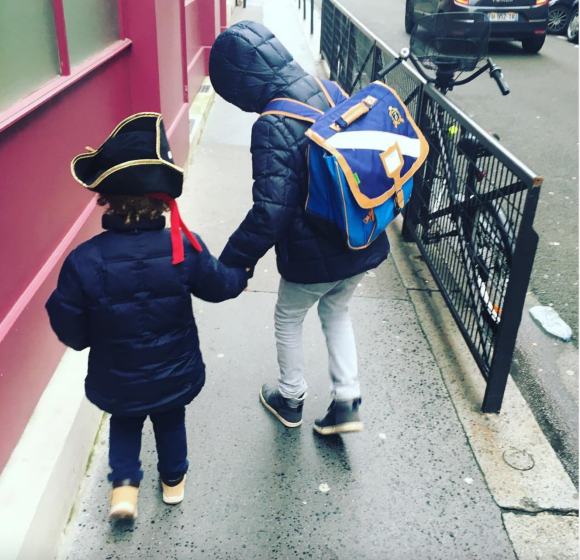 Elodie Frenck partage une rare photo de ses deux enfants, Abel (né en 2011) et Esteban Abraham (né en 2017) - Instagram
