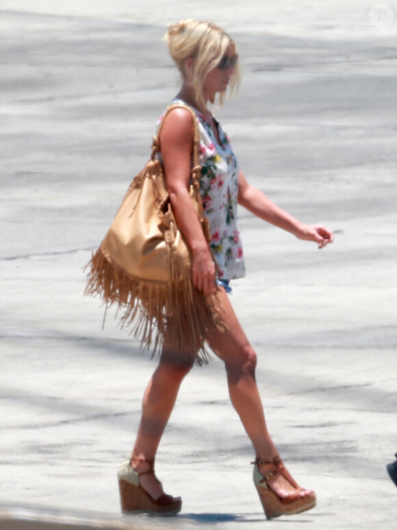 Exclusif - Jessica Simpson rentre aux Etats-Unis après un séjour au Four Seasons de Punta Mita. Le 14 juillet 2014 