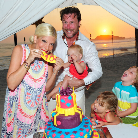 Tori Spelling et son mari Dean McDermott, au St Regis de Punta Mita le 20 mai 2013