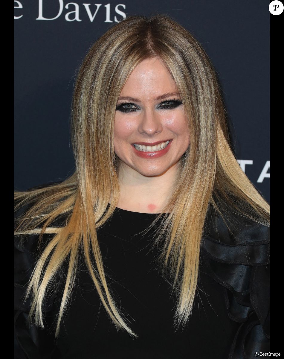 Avril Lavigne à la soirée Recording Academy and Clive Davis 2020 Pre-GRAMMY à l'hôtel The Beverly Hilton dans le quartier de Beverly Hills à Los Angeles.