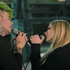 Mod Sun et Avril Lavigne dans le clip du titre "Flames". Le 22 janvier 2021.