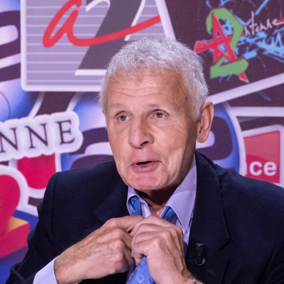 Exclusif - Patrick Poivre d'Arvor (PPDA) - Vente aux enchères au profit du Secours Populaire au Cirque d'Hiver à Paris. © Tiziano Da Silva - Cyril Moreau / Bestimage