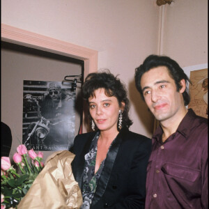 Archives - Gérard Lanvin et sa femme Jennier lors de la générale de Pièce détachées, en 1989