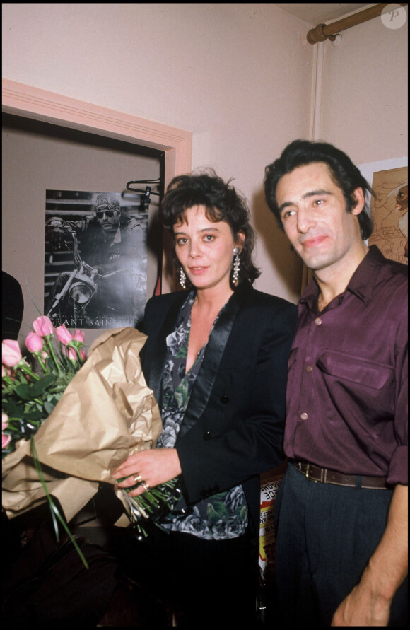 Archives - Gérard Lanvin et sa femme Jennier lors de la générale de Pièce détachées, en 1989
