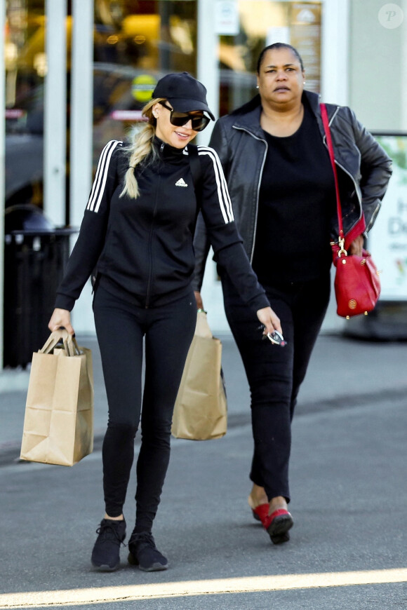 Exclusif - Naya Rivera et sa mère Yolanda sont allées faire du shopping chez Albertson's à Los Angeles, le 30 décembre 2018.
