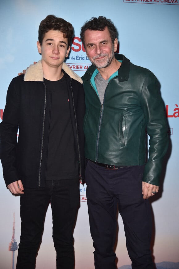Eric Lartigau et son fils Lazare - Avant-première du film "Je suis là" au cinéma UGC Normandie à Paris, le 4 février 2020. © Giancarlo Gorassini/Bestimage
