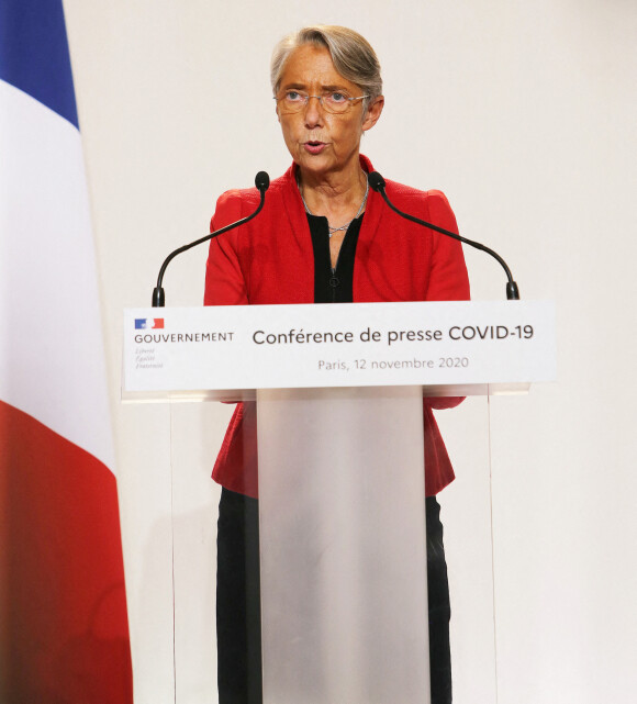 Elisabeth Borne, ministre du travail lors de la conférence de presse sur la situation de l'épidémie de coronavirus (COVID-19) au ministère de la santé à Paris le 12 novembre 2020. © Panoramic / Bestimage 