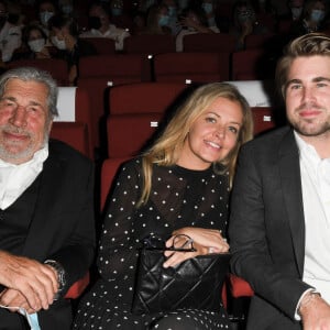 Jean-Pierre Castaldi, Carine Galli et Giovanni Castaldi lors de la cérémonie de clôture et remise de prix du Festival du film Francophone d'Angoulême 2020 le 2 septembre 2020. © Coadic Guirec / Bestimage 