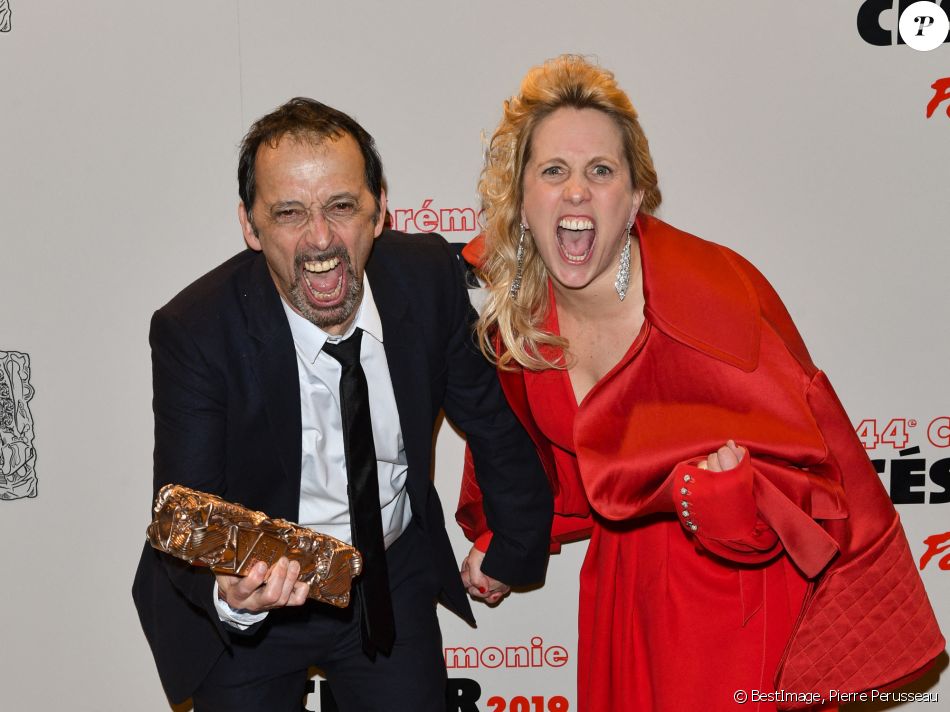 Eric Métayer et Andréa Bescond (César de la meilleure adaptation pour le film " Les chatouilles ") - Photocall du dîner de la 44ème cérémonie des César au Fouquet's à Paris. Le 22 février 2019 © Pierre Perusseau / Bestimage