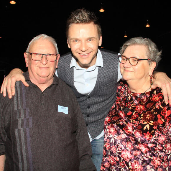 Exclusif - Jeanfi Janssens (Jean-Philippe Janssens) et ses parents lors du spectacle "JeanFi décolle" dans la salle mythique du music-hall Bobino à Paris, France, le 15 mars 2019. © Philippe Baldini/Bestimage 