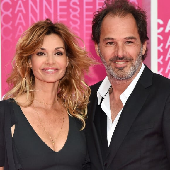 Ingrid Chauvin et son mari Thierry Peythieu durant le "Pink Carpet" des séries "Killing Eve" et "When Heroes Fly" lors du festival "Canneseries" à Cannes.@ Bruno Bebert/Bestimage 