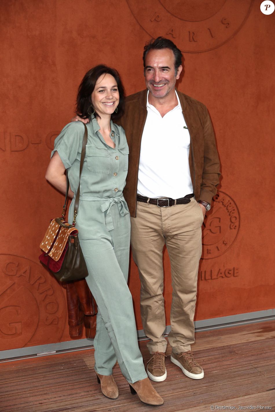 Jean Dujardin et sa femme Nathalie Péchalat au village pour la finale hommes lors des internationaux de France de tennis de Roland Garros 2019 à Paris le 9 juin 2019. © Jacovides - Moreau / Bestimage