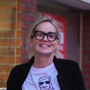 Exclusif - Sharon Stone fait du shopping avec une amie dans le quartier de Beverly Hills à Los Angeles, le 10 décembre 2019