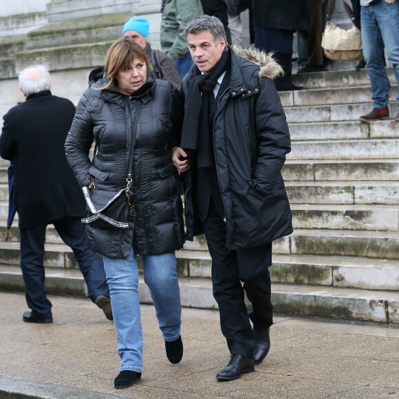 Michèle Bernier et Bruno Gaccio - Sortie des obsèques de François Cavanna au Père Lachaise à Paris. Le 6 février 2014.