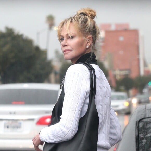 Exclusif - Melanie Griffith fait du shopping à Los Angeles le 12 janvier 2019.