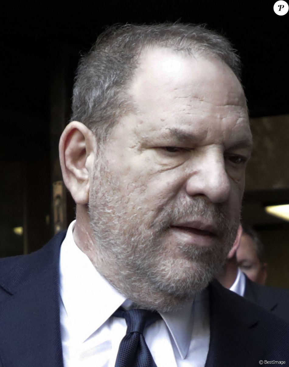 Harvey Weinstein, qui a plaidé non coupable, arrive au tribunal de Manhattan avec son avocat Benjamin Brafman.