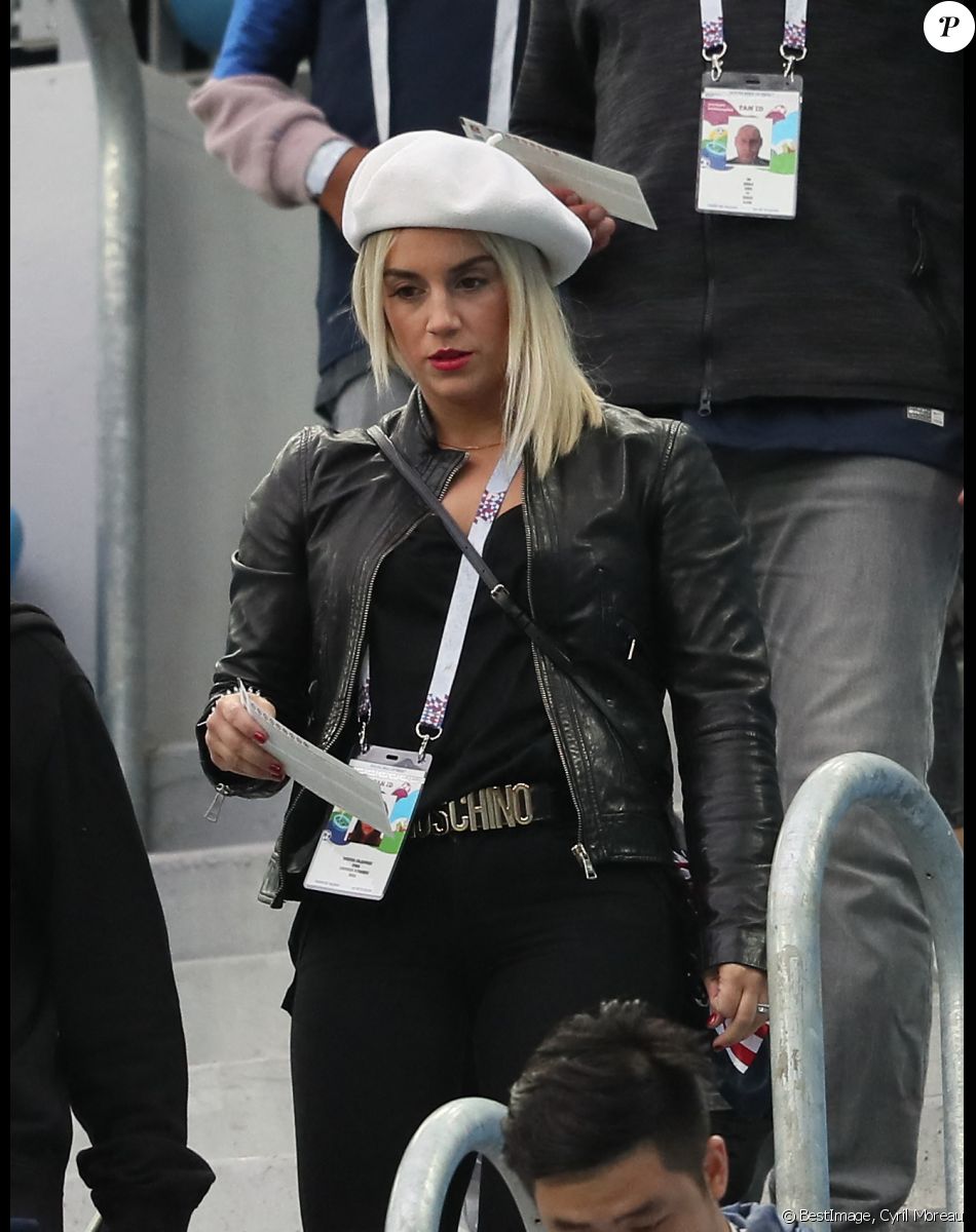 La femme de Antoine Griezmann, Erika Choperena - Célébrités dans les tribunes lors de la demi-finale de la coupe du monde opposant la France à la Belgique à Saint-Pétersbourg le 10 juillet 2018 © Cyril Moreau/Bestimage