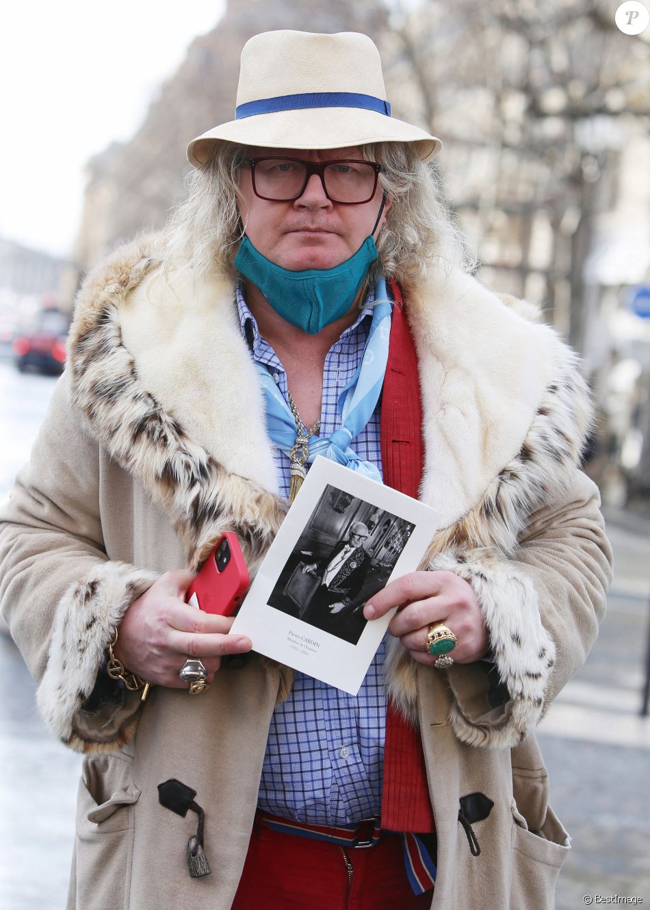 Pierre-Jean Chalençon - Sorties à la messe anniversaire à la mémoire de Pierre Cardin en l'église de La Madeleine à Paris. Le 29 janvier 2021 © Panoramic / Bestimage