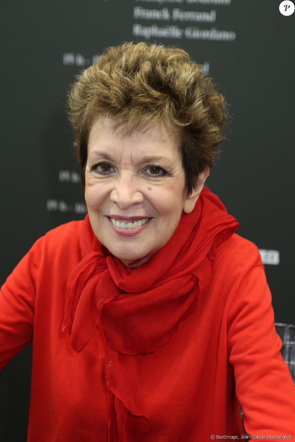 Catherine Laborde - Salon du Livre 2019 à la Porte de Versailles à Paris du 15 au 18 mars 2019. © Jean-Claude Woestelandt / Bestimage