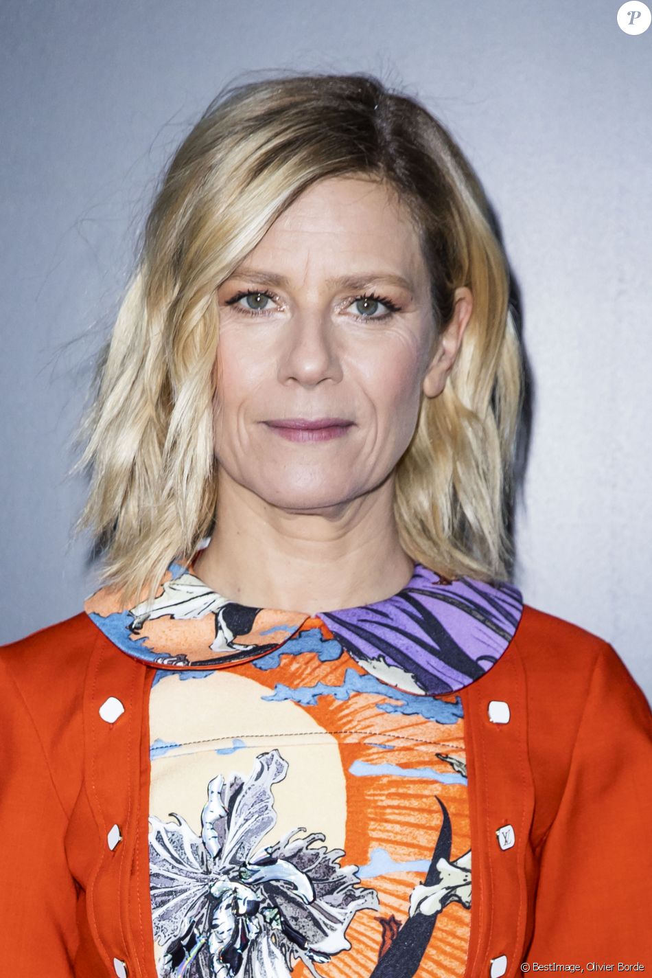 Marina Foïs au photocall du défilé Louis Vuitton collection prêt-à-porter Automne/Hiver 2020-2021 lors de la Fashion Week à Paris le 3 mars 2020. © Olivier Borde / Bestimage