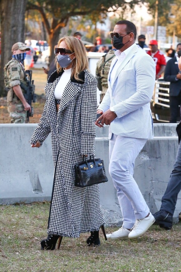 Exclusif - Jennifer Lopez et Alex Rodriguez arrivent pour le Super Bowl 2021 au Raymond James Stadium de Tampa, Floride, Etats-Unis, le 7 février 2021. 