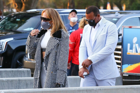 Exclusif - Jennifer Lopez et Alex Rodriguez arrivent pour le Super Bowl 2021 au Raymond James Stadium de Tampa, Floride, Etats-Unis, le 7 février 2021. 