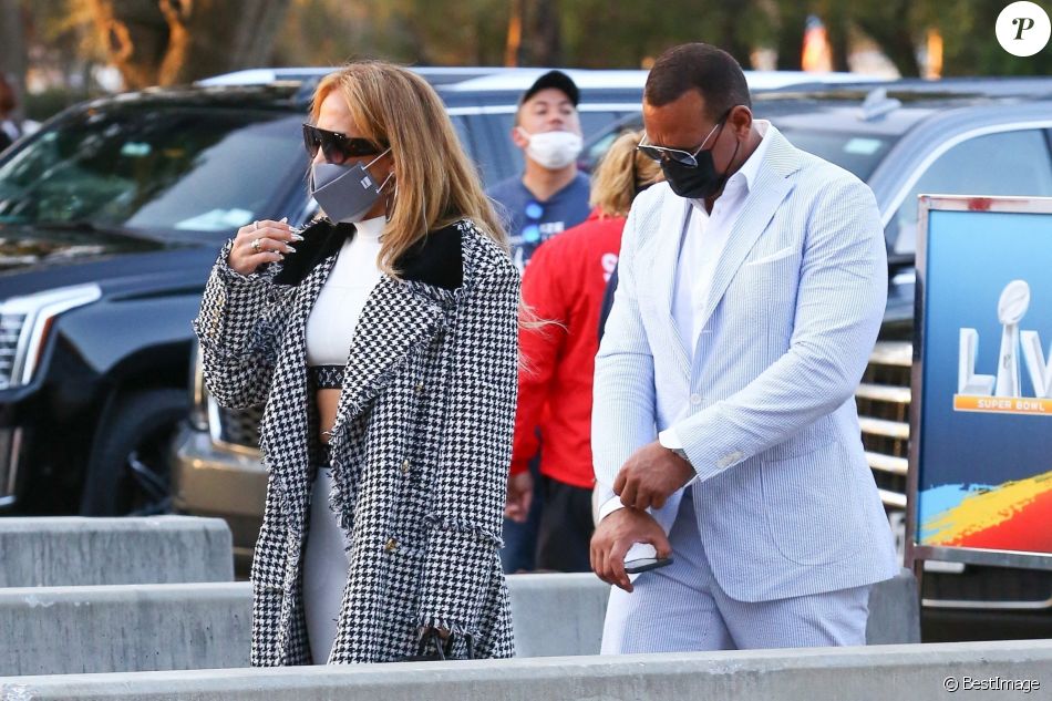 Exclusif - Jennifer Lopez et Alex Rodriguez arrivent pour le Super Bowl 2021 au Raymond James Stadium de Tampa, Floride, Etats-Unis, le 7 février 2021.