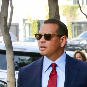 Exclusif - Jennifer Lopez et Alex Rodriguez arrivent à un rendez-vous d'affaires dans le quartier de Beverly Hills à Los Angeles, le 18 février 2020.