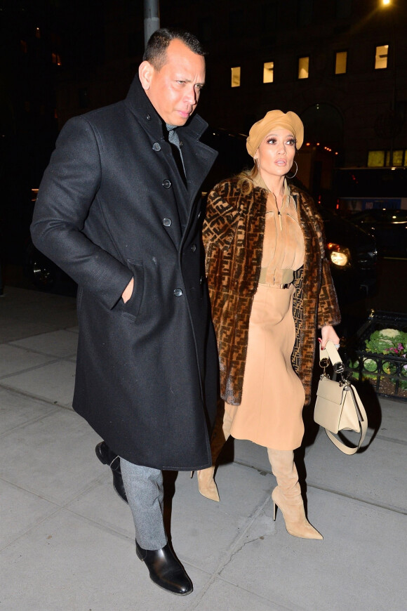 Jennifer Lopez et Alex Rodriguez sont allés diner an amoureux après la première du film Second Act à New York, le 11 décembre 2018.
