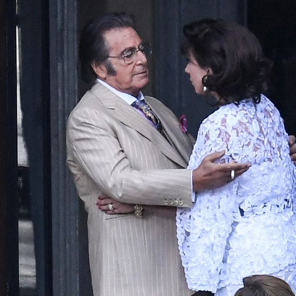 Al Pacino et Lady Gaga, dans les peaux d'Aldo Gucci et Patrizia Reggiani, tournent une scène du film "House of Gucci" à la villa Balbiano, au Lac de Côme. Le 18 mars 2021.