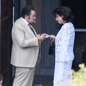 Al Pacino et Lady Gaga, dans les peaux d'Aldo Gucci et Patrizia Reggiani, tournent une scène du film "House of Gucci" à la villa Balbiano, au Lac de Côme. Le 18 mars 2021.