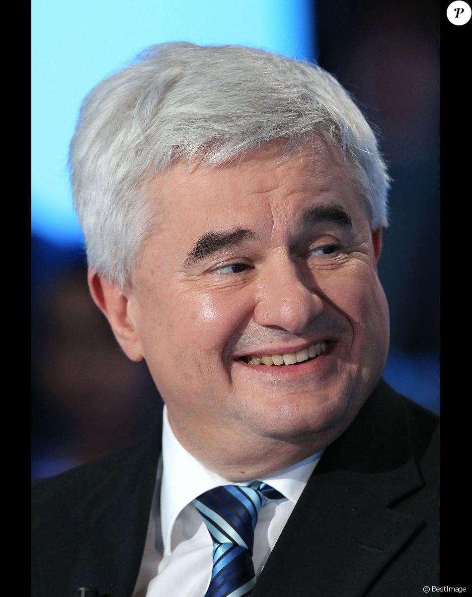 Eric Raoult - émission "Vendredi sur un plateau" diffusée le 18 novembre 2011 sur France 3.