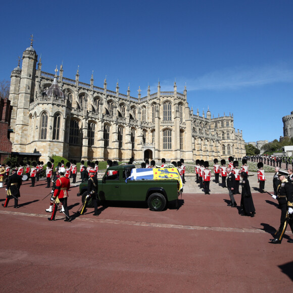 Le prince Charles, prince de Galles, la princesse Anne, le prince Andrew, duc d'York, le prince Edward, comte de Wessex, le prince William, duc de Cambridge, Peter Phillips, le prince Harry, duc de Sussex, David Armstrong-Jones, comte de Snowdon, Sir Timothy Laurence - Arrivées aux funérailles du prince Philip, duc d'Edimbourg à la chapelle Saint-Georges du château de Windsor, le 17 avril 2021.