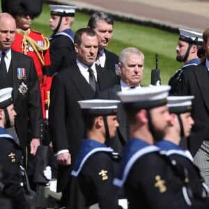 Le prince Andrew, duc d'York, le prince William, duc de Cambridge, Peter Phillips, le prince Harry, duc de Sussex, David Armstrong-Jones, comte de Snowdon, Sir Timothy Laurence - Arrivées aux funérailles du prince Philip, duc d'Edimbourg à la chapelle Saint-Georges du château de Windsor, le 17 avril 2021.