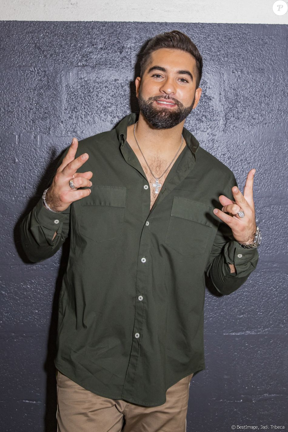 Exclusif - Kendji Girac - Backstage de l'enregistrement de l'émission "On est presque en direct" (OEED), présentée par L.Ruquier, et diffusée sur France 2 le 28 novembre 2020 © Jack Tribeca / Bestimage