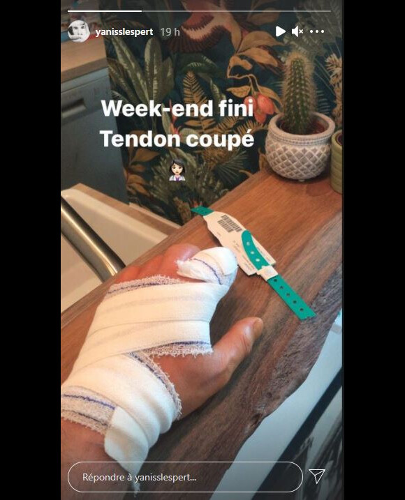Yaniss Lespert s'est coupé le tendon et a partagé une photo sur Instagram.
