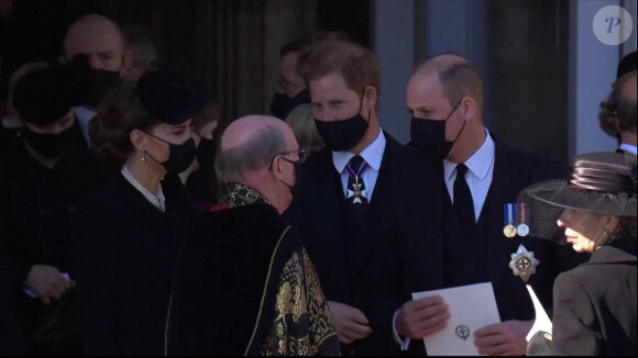 Le prince William, duc de Cambridge, et le prince Harry, duc de Sussex, Sorties des funérailles du prince Philip, duc d'Edimbourg à la chapelle Saint-Georges du château de Windsor, Royaume Uni, le 17 avril 2021. 