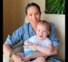 Depuis Los Angeles, Meghan Markle, duchesse de Sussex, lit l'histoire "Duck ! Rabbit ! " à son fils Archie à l'occasion de son 1er anniversaire pour le compte Instagram de l'ONG "Save The Children".