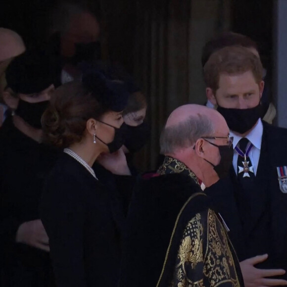 Le prince William, duc de Cambridge, et le prince Harry, duc de Sussex - Sorties des funérailles du prince Philip, duc d'Edimbourg à la chapelle Saint-Georges du château de Windsor, Royaume Uni, le 17 avril 2021.