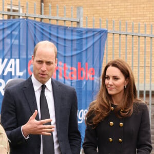 Le prince William, duc de Cambridge et Kate Middleton, duchesse de Cambridge, visitent le centre RAF Air Cadets à Londres, le 21 avril 2021, quelques jours après les obsèques du Prince Philip.