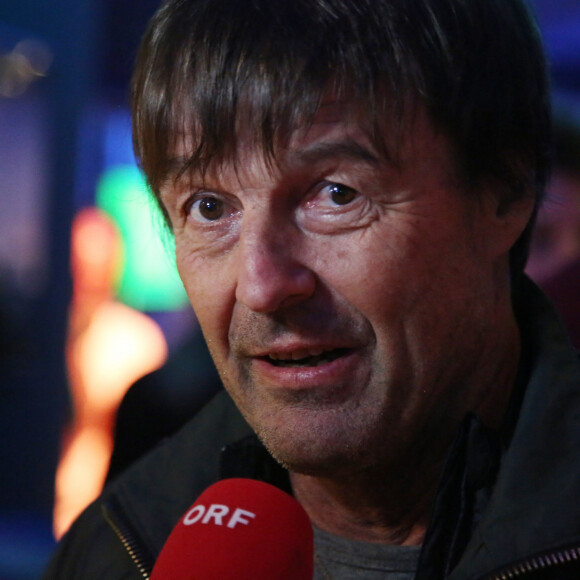 Nicolas Hulot - Soirée Clim'Art, évènement culturel dédié au changement climatique et animé par Daniel Cohn-Bendit sous le Pont Alexandre III à Paris le 26 Novembre 2015.. © Denis Guignebourg / Bestimage