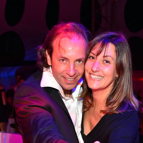 Exclusif - Philippe Candeloro et sa femme Olivia - Dîner de gala caritatif au profit de "Fight Aids Monaco "et "Sport Espoir Enfance" sous le chapiteau de Fontvielle à Monaco, le 19 septembre 2015.