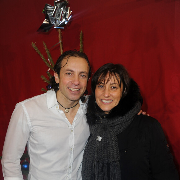 Philippe Candeloro et sa femme Olivia - Exclusif - Philippe Candeloro sur la patinoire de Charenton avec sa troupe "Candeloro Show Company" presente son spectacle Dancing' on ice le 19 Decembre 2012.