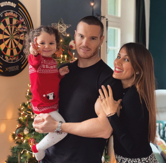 Wafa (Koh-Lanta, Mamans & Célèbres) sur Instagram avec sa fille et son futur mari Oliver - 2020