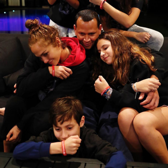 Alex Rodriguez, Jennifer Lopez et leurs enfants respectifs. Mai 2020.