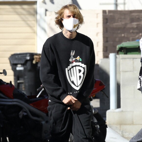 Exclusif - Justin Bieber fait un test COVID-19 avant une séance photo à Los Angeles. Le 14 janvier 2021
